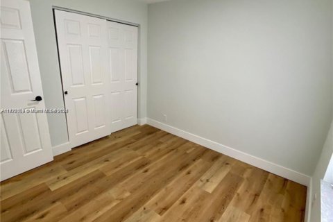 House in Fort Lauderdale, Florida 3 bedrooms, 104.7 sq.m. № 1593653 - photo 15