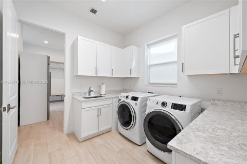 Villa ou maison à vendre à Palm Beach Gardens, Floride: 5 chambres, 464.42 m2 № 2024112 - photo 25