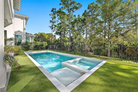 Villa ou maison à vendre à Palm Beach Gardens, Floride: 5 chambres, 464.42 m2 № 2024112 - photo 4