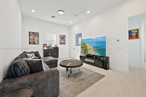 Villa ou maison à vendre à Palm Beach Gardens, Floride: 5 chambres, 464.42 m2 № 2024112 - photo 18