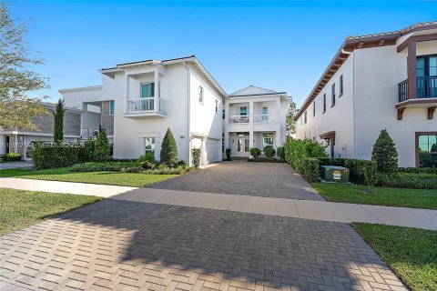 Villa ou maison à vendre à Palm Beach Gardens, Floride: 5 chambres, 464.42 m2 № 2024112 - photo 2