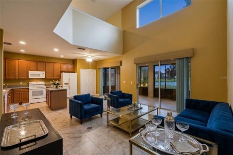 Villa ou maison à vendre à Orlando, Floride: 5 chambres, 263.66 m2 № 2277041 - photo 9