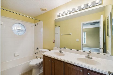 Villa ou maison à vendre à Orlando, Floride: 5 chambres, 263.66 m2 № 2277041 - photo 15