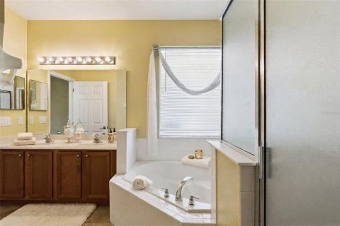 Villa ou maison à vendre à Orlando, Floride: 5 chambres, 263.66 m2 № 2277041 - photo 13