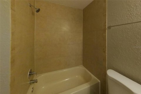 Villa ou maison à louer à Largo, Floride: 4 chambres, 136.85 m2 № 2385954 - photo 9