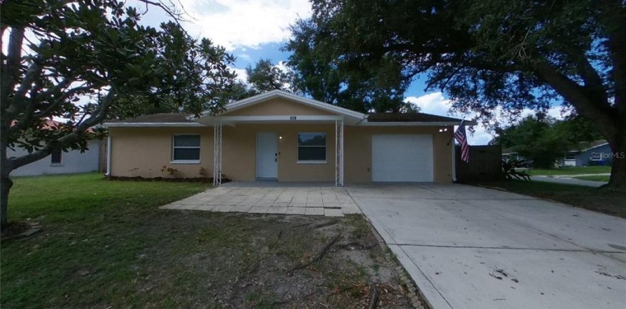 Villa ou maison à Largo, Floride 4 chambres, 136.85 m2 № 2385954