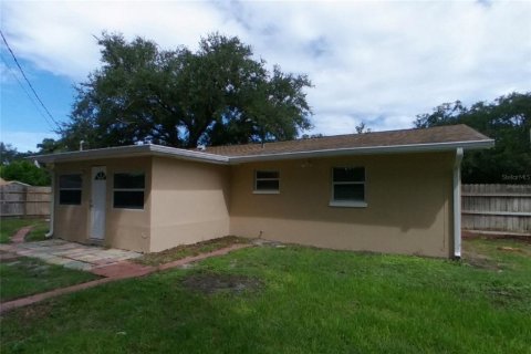 Villa ou maison à louer à Largo, Floride: 4 chambres, 136.85 m2 № 2385954 - photo 16
