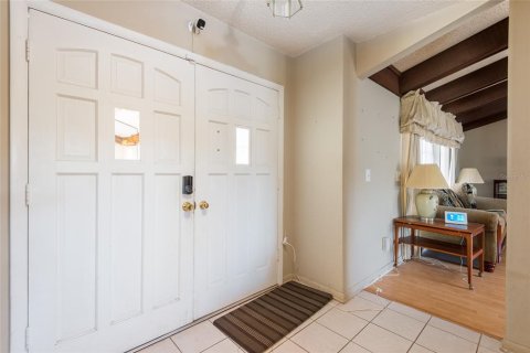 Villa ou maison à vendre à Tampa, Floride: 4 chambres, 219.62 m2 № 2143339 - photo 8