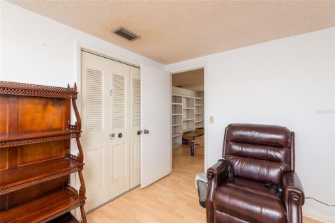 Villa ou maison à vendre à Tampa, Floride: 4 chambres, 219.62 m2 № 2143339 - photo 29