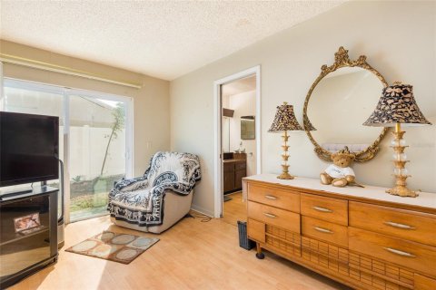Villa ou maison à vendre à Tampa, Floride: 4 chambres, 219.62 m2 № 2143339 - photo 22