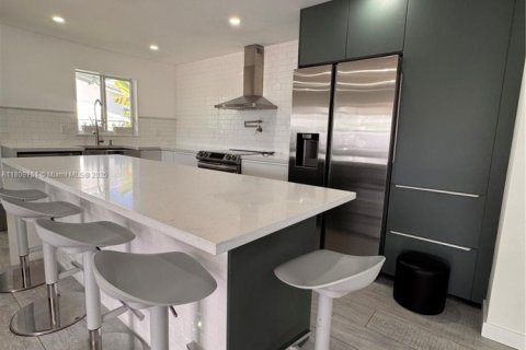 House in Pompano Beach, Florida 2 bedrooms, 174.66 sq.m. № 1865555 - photo 19