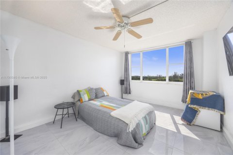 Condominio en venta en Hollywood, Florida, 2 dormitorios, 124.86 m2 № 1695701 - foto 20