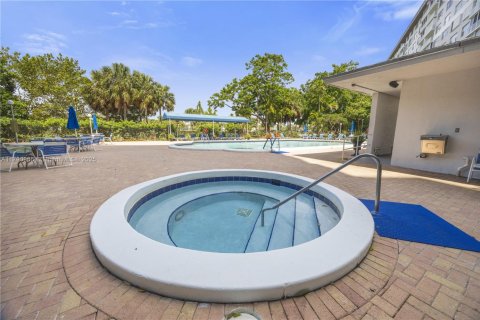 Condominio en venta en Hollywood, Florida, 2 dormitorios, 124.86 m2 № 1695701 - foto 29