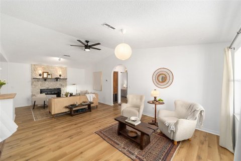 Casa en venta en Summerfield, Florida, 5 dormitorios, 197.7 m2 № 2095585 - foto 3