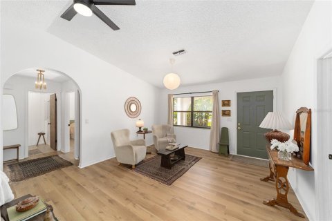 Casa en venta en Summerfield, Florida, 5 dormitorios, 197.7 m2 № 2095585 - foto 13