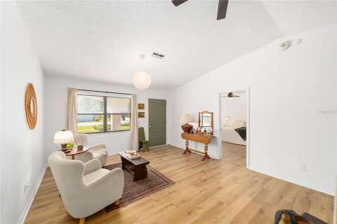 Casa en venta en Summerfield, Florida, 5 dormitorios, 197.7 m2 № 2095585 - foto 14