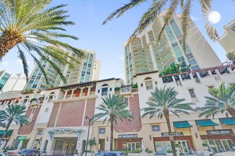 Condominio en venta en Sunny Isles Beach, Florida, 3 dormitorios, 135.45 m2 № 1981905 - foto 4