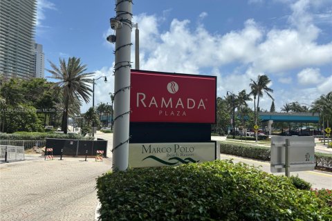 Condominio en venta en Sunny Isles Beach, Florida, 33.44 m2 № 1754335 - foto 30