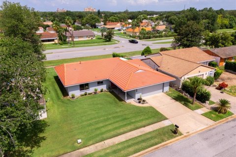 House in Orlando, Florida 3 bedrooms, 174.01 sq.m. № 1824079 - photo 28