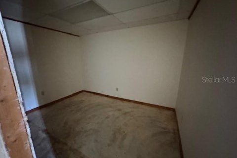 Immobilier commercial à louer à New Port Richey, Floride: 95.97 m2 № 1835308 - photo 12