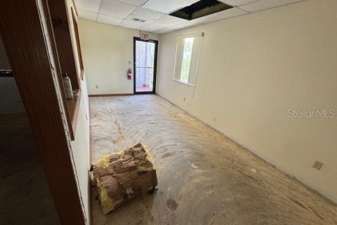 Immobilier commercial à louer à New Port Richey, Floride: 95.97 m2 № 1835308 - photo 8