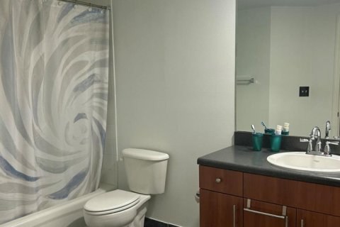 Condo in Fort Lauderdale, Florida, 2 bedrooms  № 2399634 - photo 7