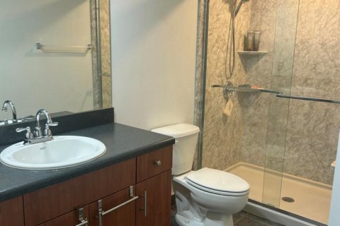 Condo in Fort Lauderdale, Florida, 2 bedrooms  № 2399634 - photo 10
