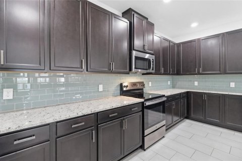 Townhouse in Orlando, Florida 2 bedrooms, 152.73 sq.m. № 2234089 - photo 25