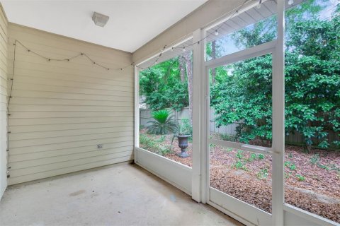 House in Gainesville, Florida 4 bedrooms, 175.03 sq.m. № 1720693 - photo 30
