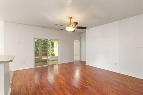 House in Gainesville, Florida 4 bedrooms, 175.03 sq.m. № 1720693 - photo 8