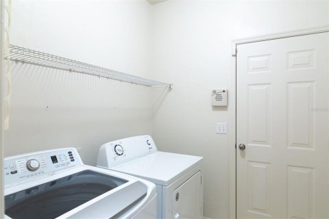 House in Gainesville, Florida 4 bedrooms, 175.03 sq.m. № 1720693 - photo 26