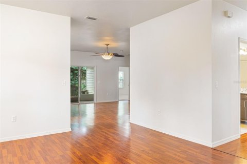 House in Gainesville, Florida 4 bedrooms, 175.03 sq.m. № 1720693 - photo 6