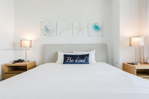 Copropriété à vendre à Hallandale Beach, Floride: 2 chambres, 95.69 m2 № 2082389 - photo 9