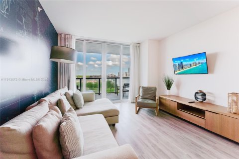 Copropriété à vendre à Hallandale Beach, Floride: 2 chambres, 95.69 m2 № 2082389 - photo 22