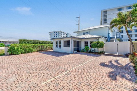 Villa ou maison à Juno Beach, Floride 3 chambres, 263.1 m2 № 2280792