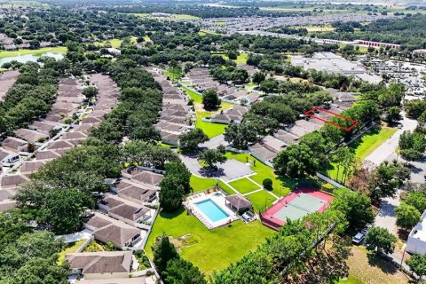 Villa ou maison à vendre à Clermont, Floride: 2 chambres, 108.7 m2 № 2305933 - photo 5
