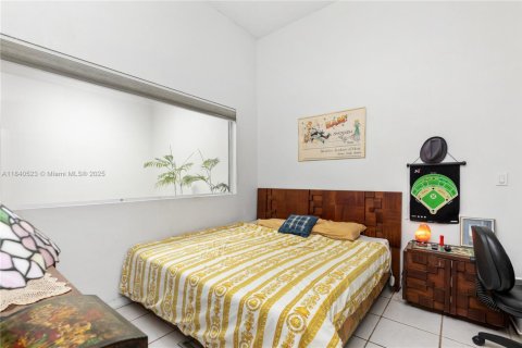 Condo in Sunny Isles Beach, Florida, 3 bedrooms  № 1830771 - photo 25