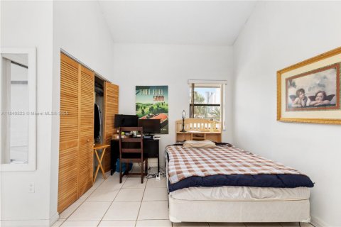 Condo in Sunny Isles Beach, Florida, 3 bedrooms  № 1830771 - photo 27