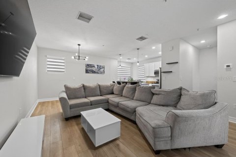 Купить таунхаус в Тампа, Флорида 3 комнаты, 167.97м2, № 2285189 - фото 12