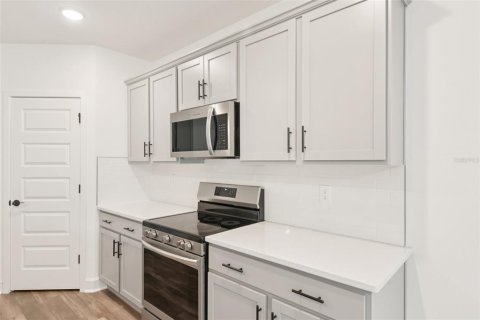 Casa en venta en Spring Hill, Florida, 3 dormitorios, 158.58 m2 № 1885059 - foto 17