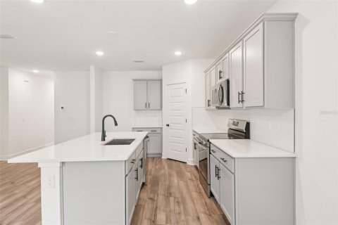 Casa en venta en Spring Hill, Florida, 3 dormitorios, 158.58 m2 № 1885059 - foto 16