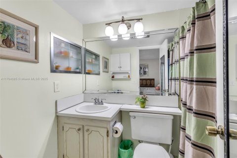 Copropriété à vendre à Deerfield Beach, Floride: 1 chambre, 66.8 m2 № 1943075 - photo 20