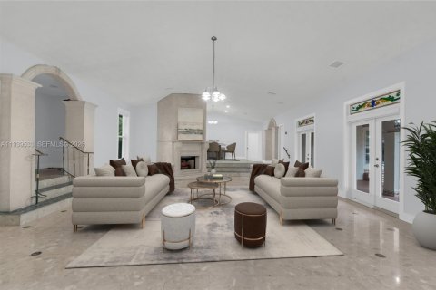 Villa ou maison à vendre à Miami, Floride: 6 chambres, 600.98 m2 № 2059716 - photo 7