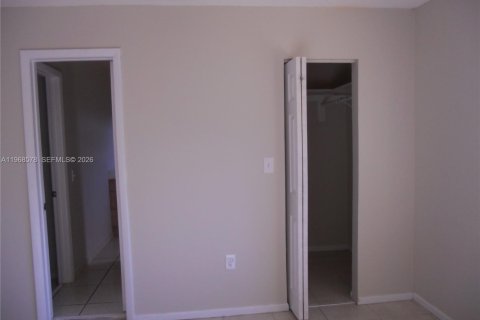 Adosado en alquiler en Homestead, Florida, 3 dormitorios, 114.46 m2 № 2030979 - foto 10