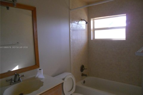 Adosado en alquiler en Homestead, Florida, 3 dormitorios, 114.46 m2 № 2030979 - foto 7