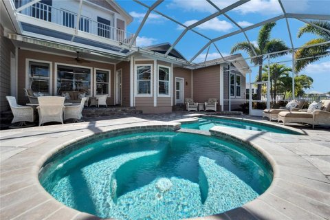 Casa en venta en Apollo Beach, Florida, 4 dormitorios, 336.12 m2 № 1789436 - foto 18