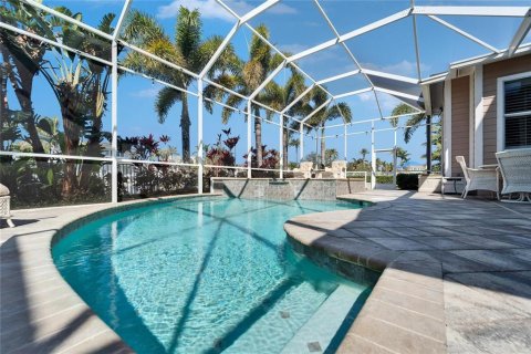 Casa en venta en Apollo Beach, Florida, 4 dormitorios, 336.12 m2 № 1789436 - foto 3