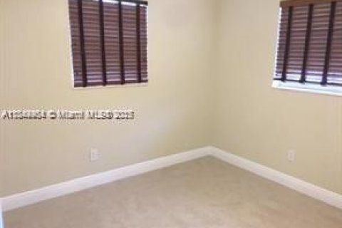 House in Fort Lauderdale, Florida 3 bedrooms, 76.64 sq.m. № 1840738 - photo 4