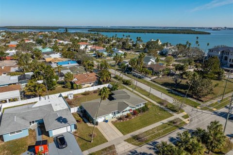Casa en venta en Clearwater, Florida, 3 dormitorios, 144.28 m2 № 1532117 - foto 8