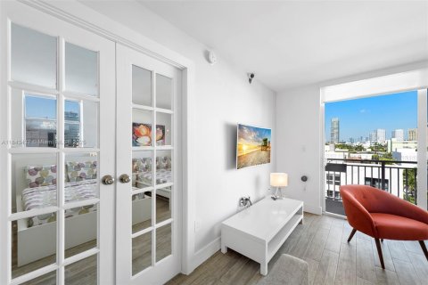 Condominio en venta en Miami Beach, Florida, 1 dormitorio, 61.5 m2 № 1836817 - foto 14